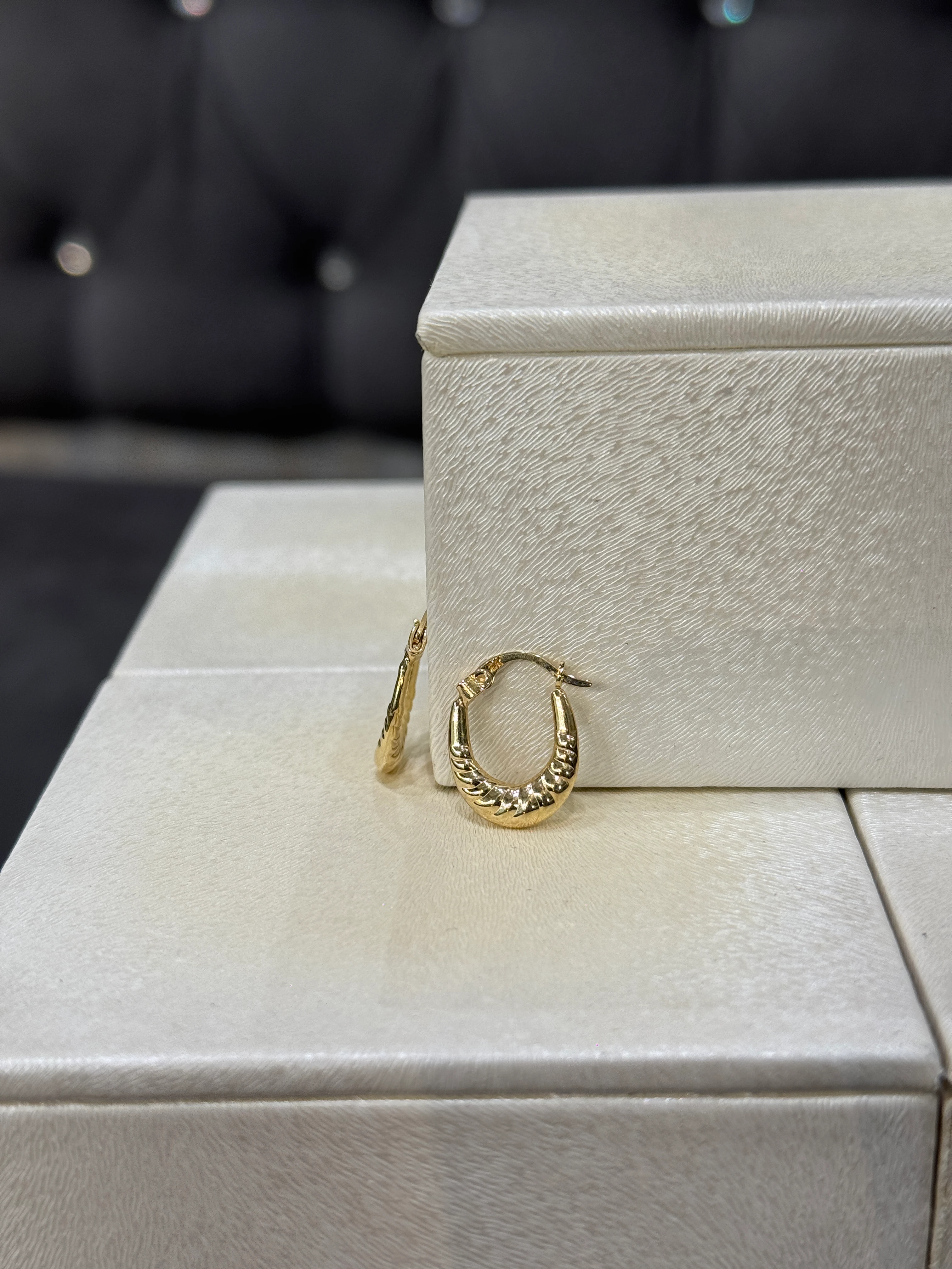 8 AYAR ALTIN PARLAK MİDYE HALKA KÜPE