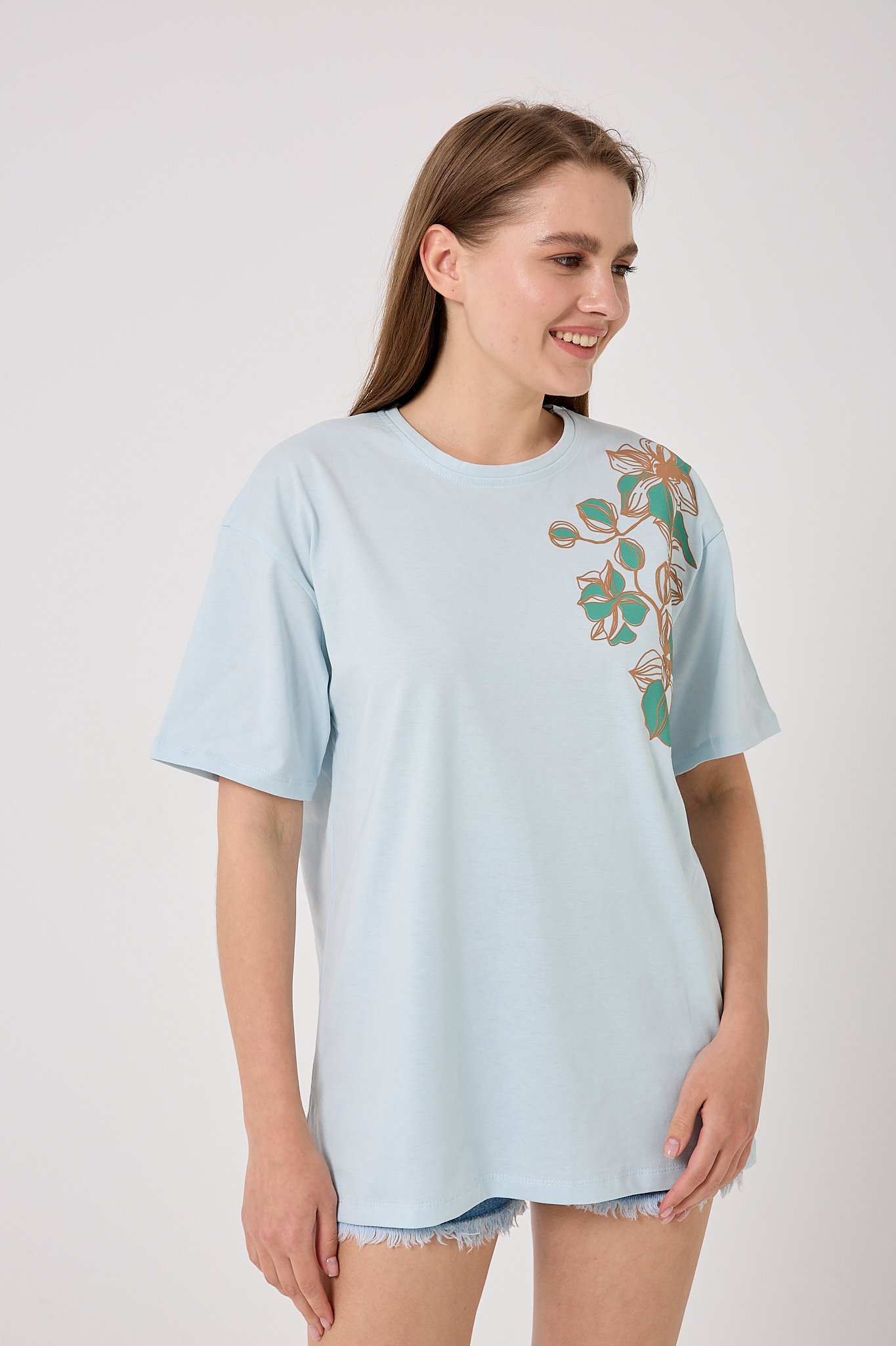 Oversize Omuz Çiçek Baskılı T-Shirt