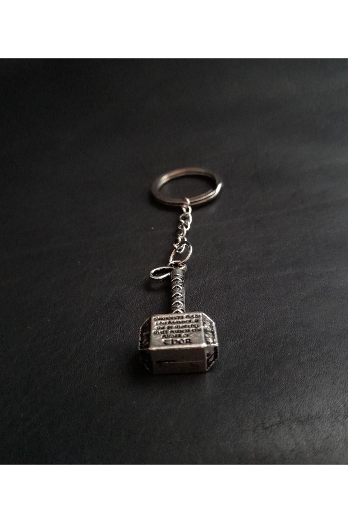 VİKİNG THOR ÇEKİÇ FİGÜRLÜ METAL ANAHTARLIK