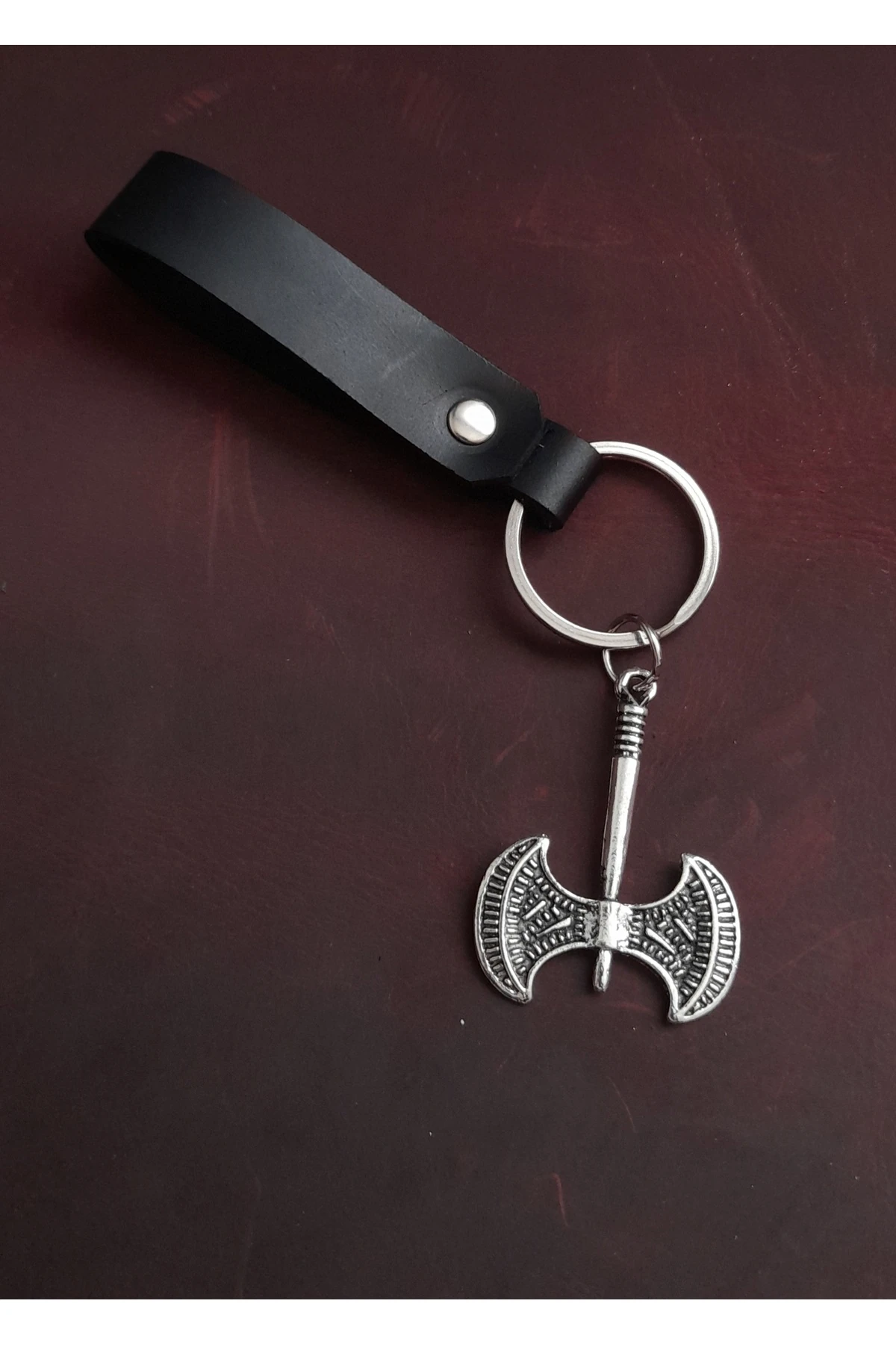 ÇİFT BALTA FİGÜR HAKİKİ DERİ ANAHTARLIK HEDİYE ANAHTARLIK