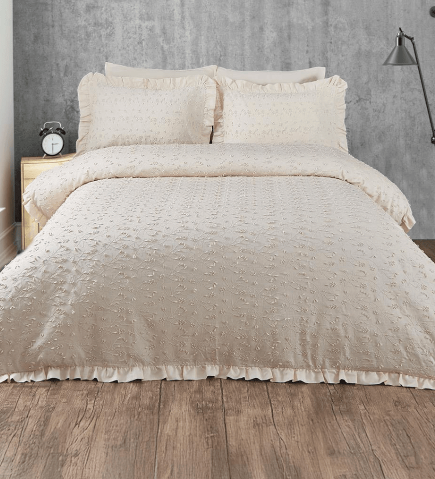 Nazik Home - Celine İşlemeli Pamuk Saten Çift Kişilik 6 Parça Nevresim Takımı main variant image