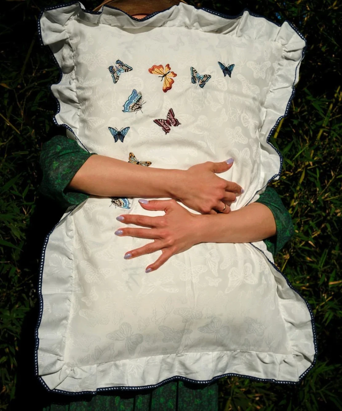 Nazik Home - Laura Kelebek Nakışlı Pamuk Saten Çift Kişilik Nevresim Takımı