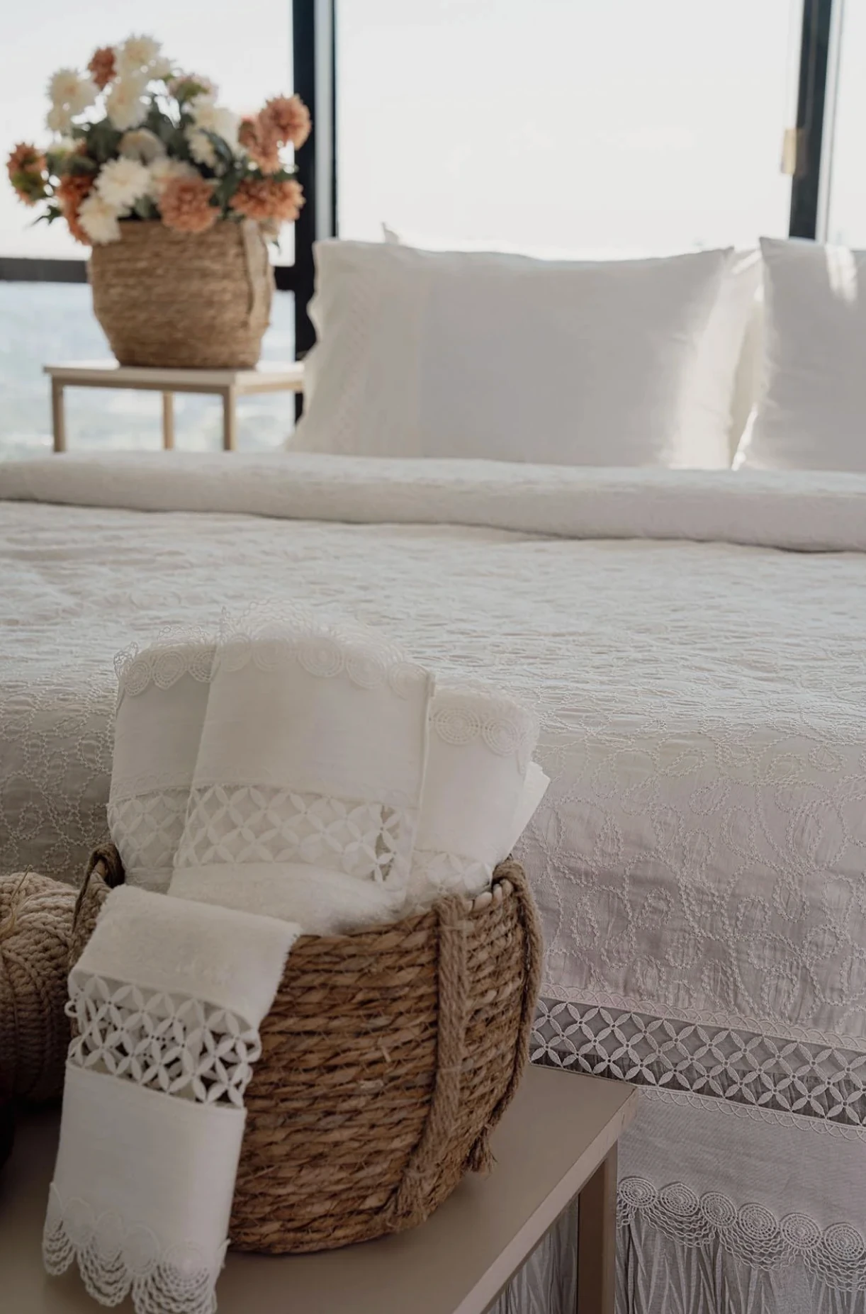 Nazik Home - Queen İşlemeli Pamuk Saten Çift Kişilik 6 Parça Nevresim Takımı