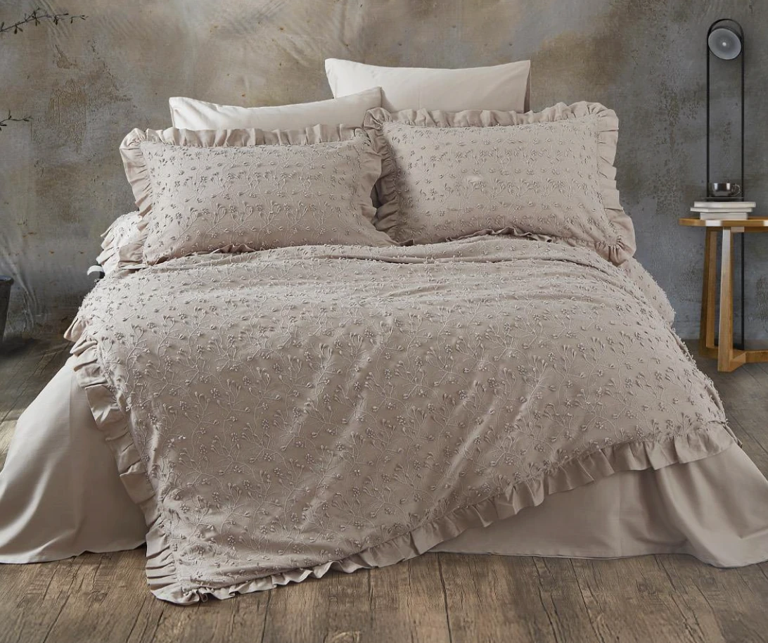 Nazik - Celine İşlemeli Pamuk Saten Çift Kişilik 6 Parça Nevresim Takımı