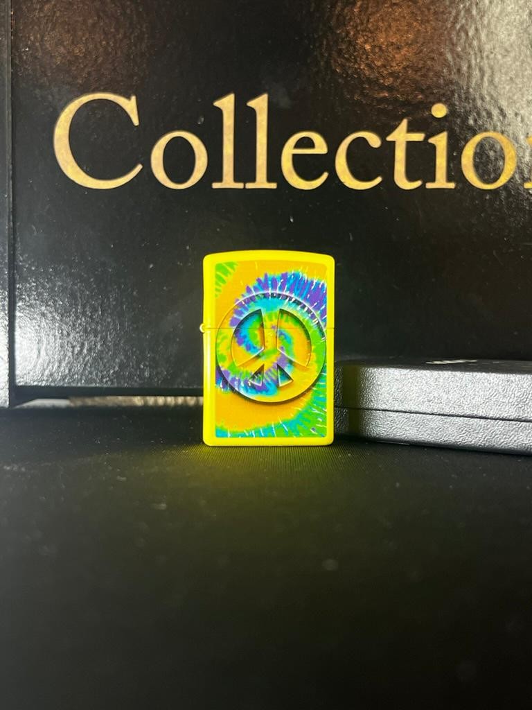 Peace & Color – 2011 Zippo’nun Psikedelik Havası Zippo Çakmak image