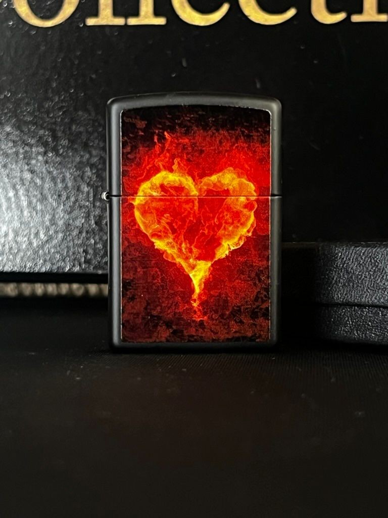 Heart on Fire – Ateşin Kalbi Zippo Çakmak image