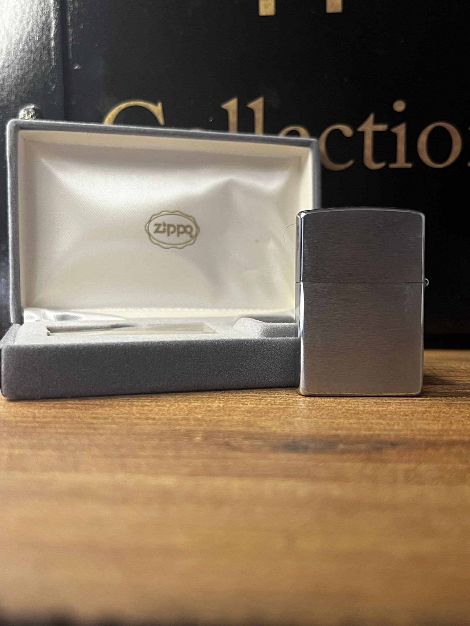 Lizard Special Edition – Taş Duvar Kabartmalı 3D Zippo Çakmak