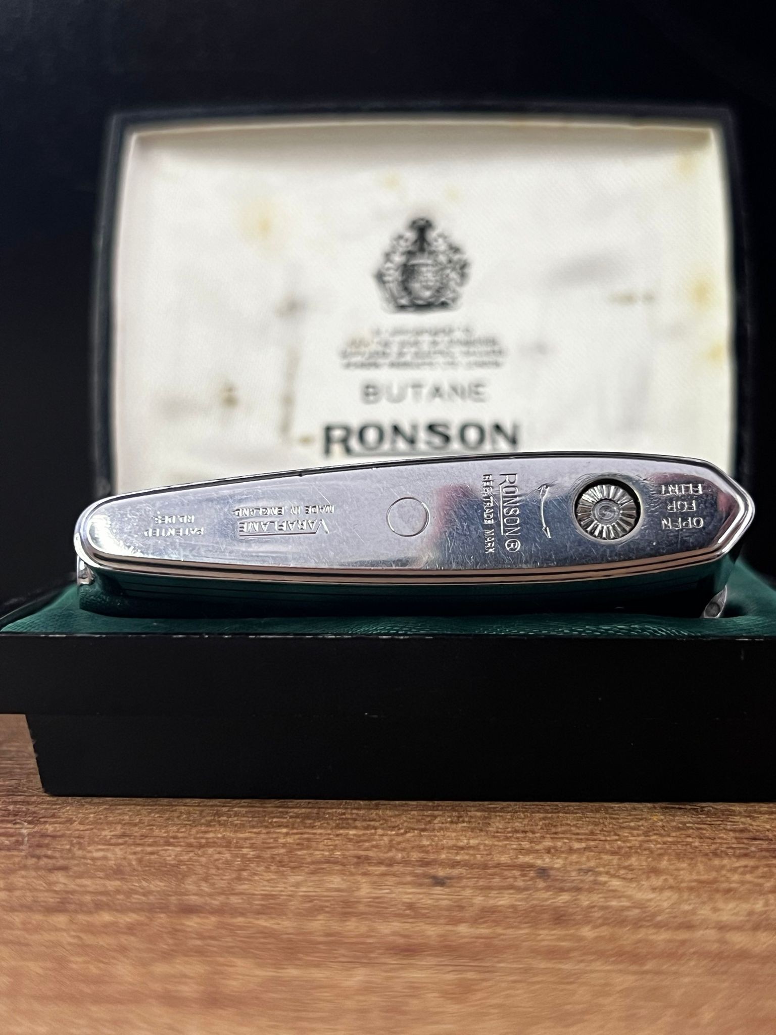 Ronson Varaflame – 1950’lerin Sonu Butan Masa Tipi Klasik Ronson Çakmak