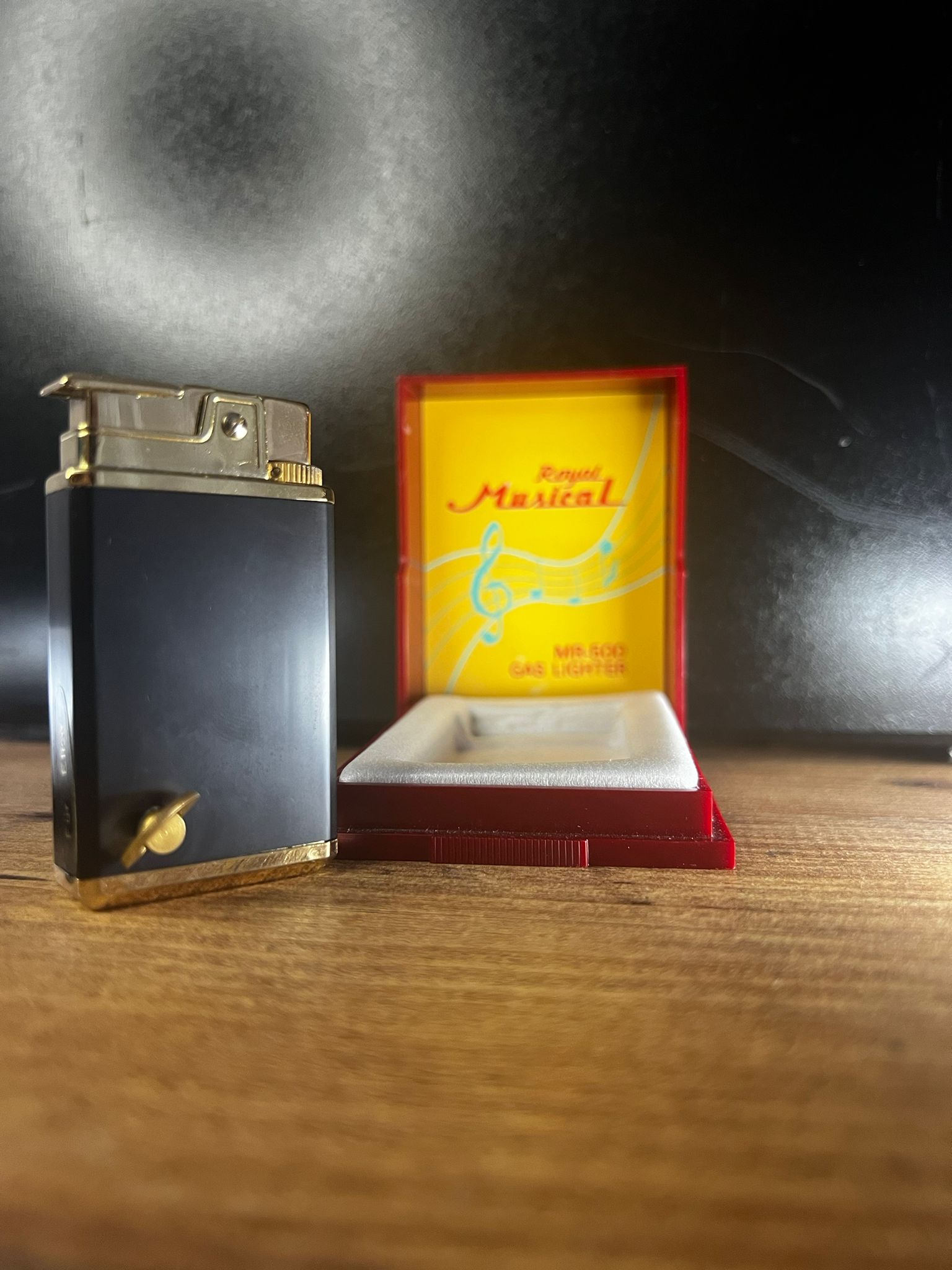 Royal Musical MR-500 – 80’lerin Melodik İmzası Çakmak