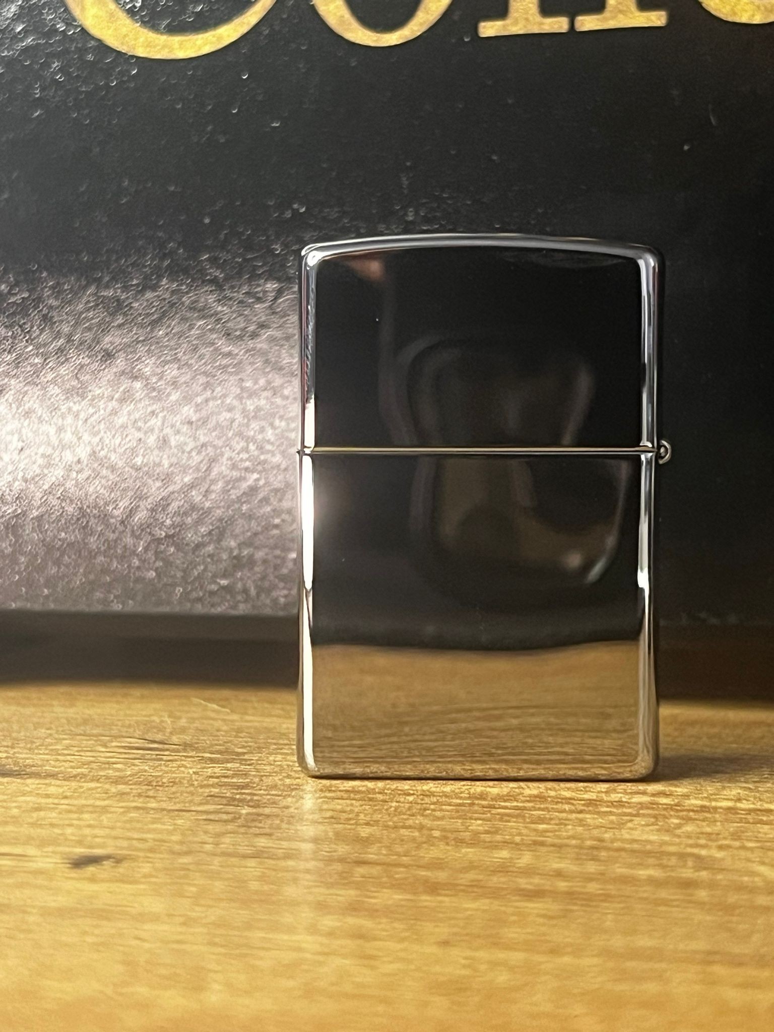TOM’S REAL ESTATE – Limited Edition Zippo Çakmak