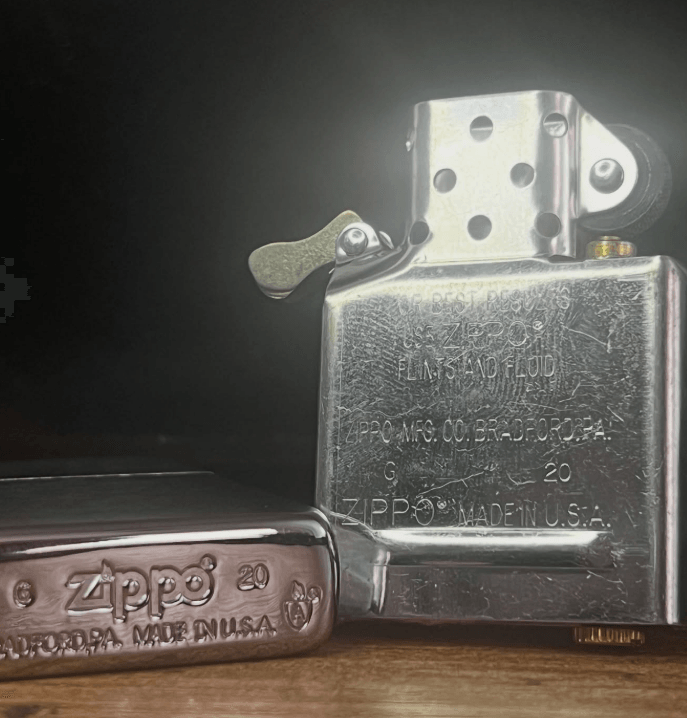  Klasik Zarafet – Brushed Chrome Zippo Çakmak