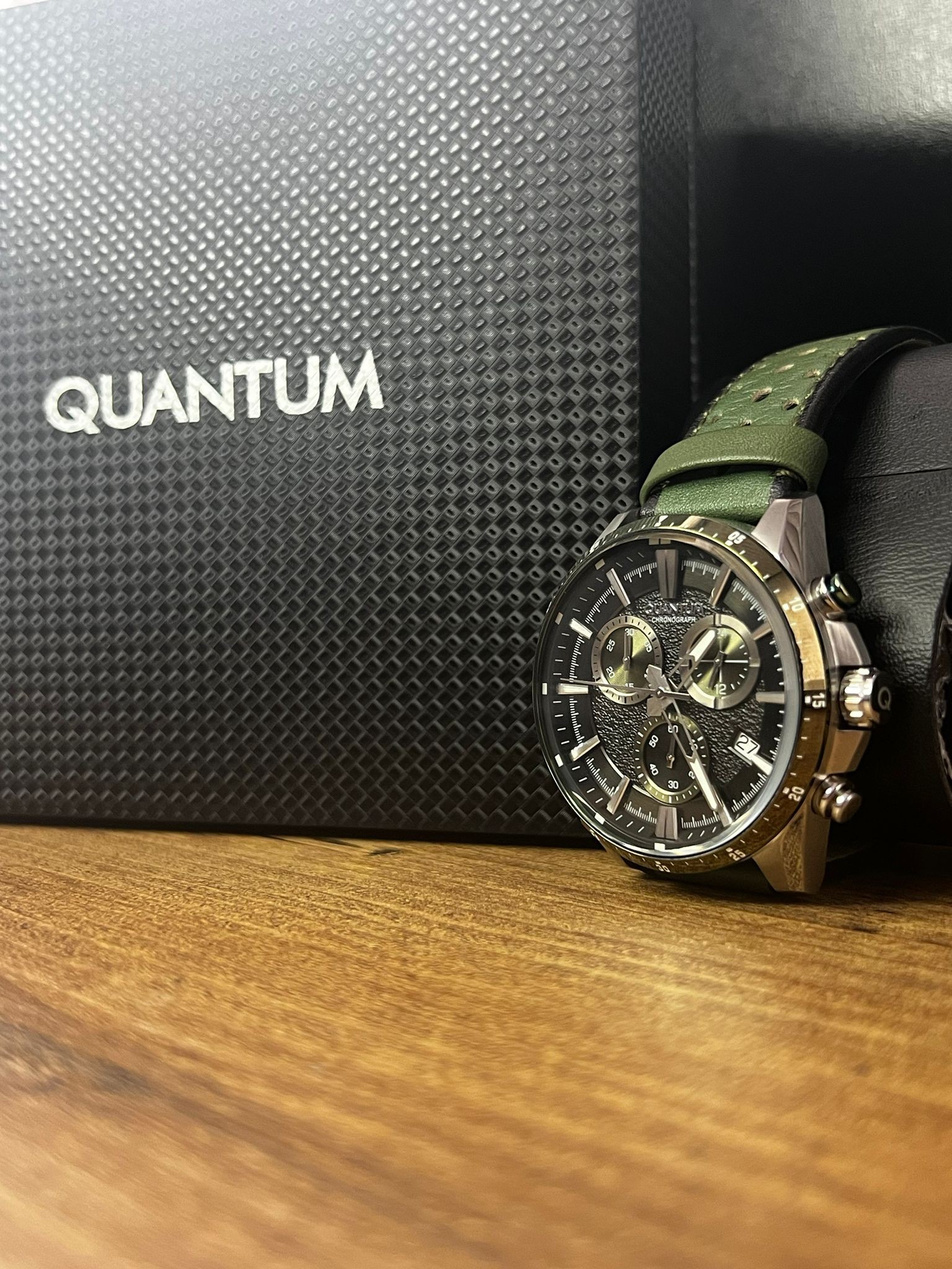  QUANTUM Powertech PWG112.375 – Askeri Ruh, Şehirli Stil QUANTUM SAAT