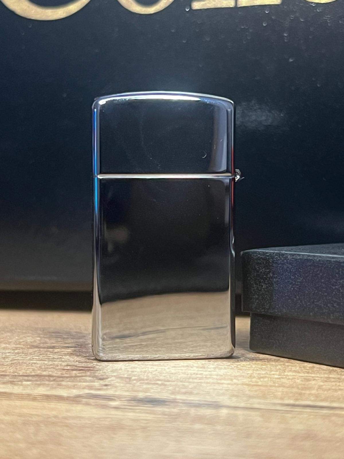 ZARAFETİN YANSIYANI KROM GRAVÜR ZIPPO – 2022