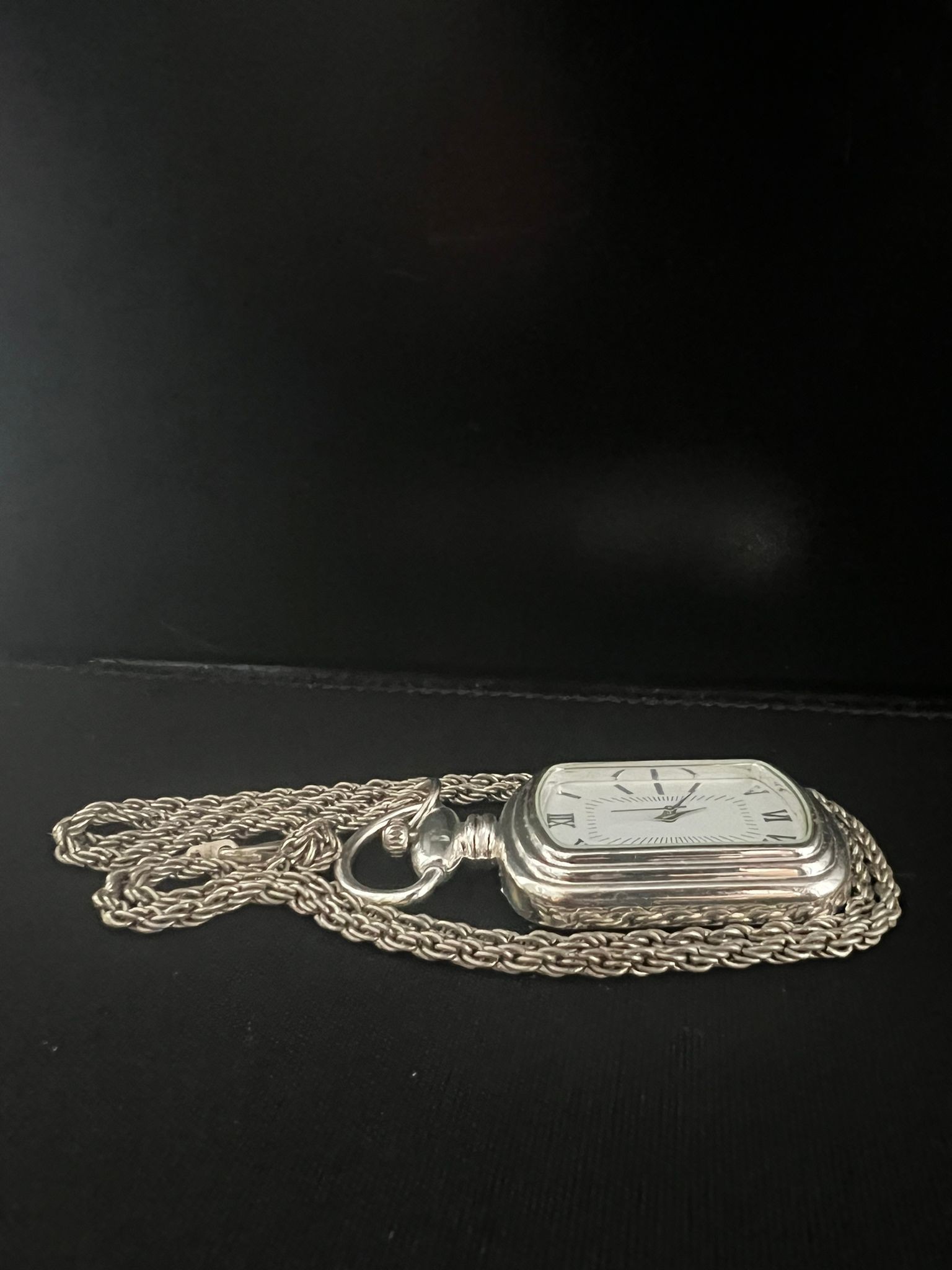 Vintage Zincirli Cep Saati – Japon Quartz Mekanizmalı Vintage Saat