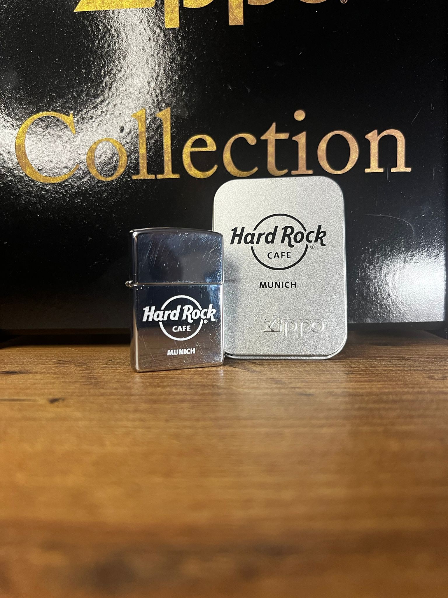 Hard Rock Cafe Munich Zippo – 2006 Yılı Özel Seri Zippo Çakmak