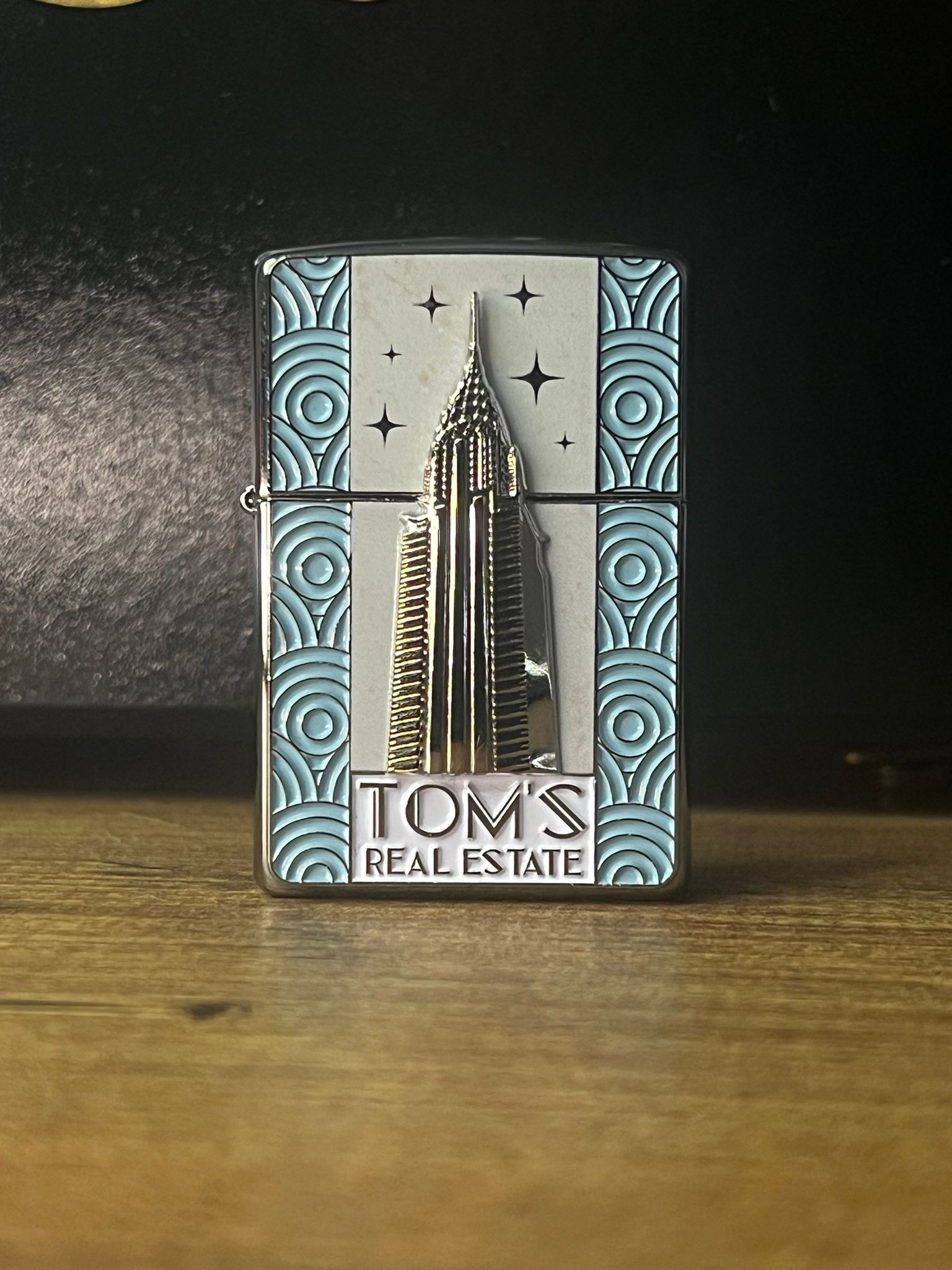 TOM’S REAL ESTATE – Limited Edition Zippo Çakmak image