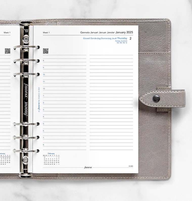 Filofax A5 Boy Her Gün 1 Sayfada 5 Dil - 2025 (One Day On A Page Diary With Appointments Multilanguage)