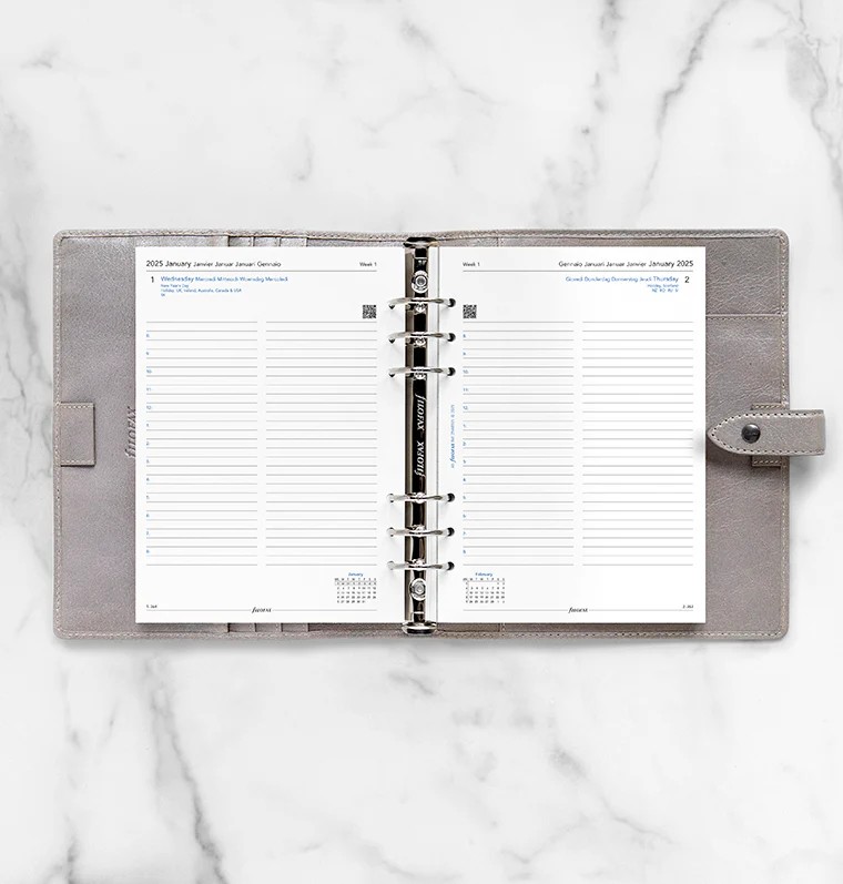 Filofax A5 Boy Her Gün 1 Sayfada 5 Dil - 2025 (One Day On A Page Diary With Appointments Multilanguage)