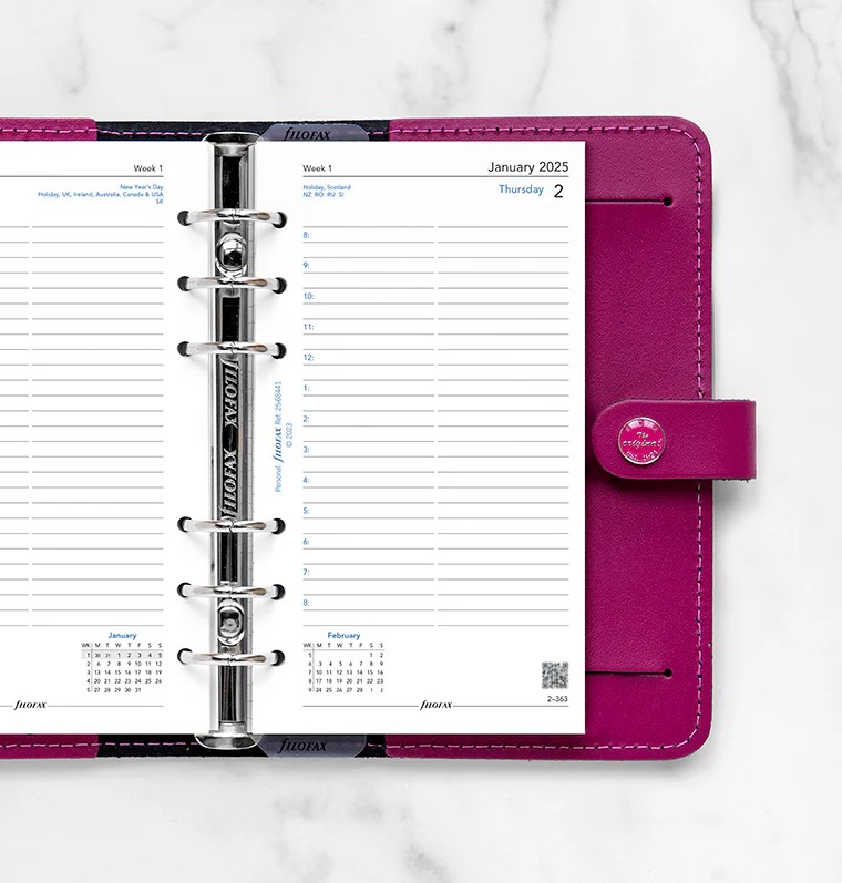 Filofax Personal Boy Her Güne 1 Sayfa İngilizce - 2025 (One Day On A Page Diary With Appointments)