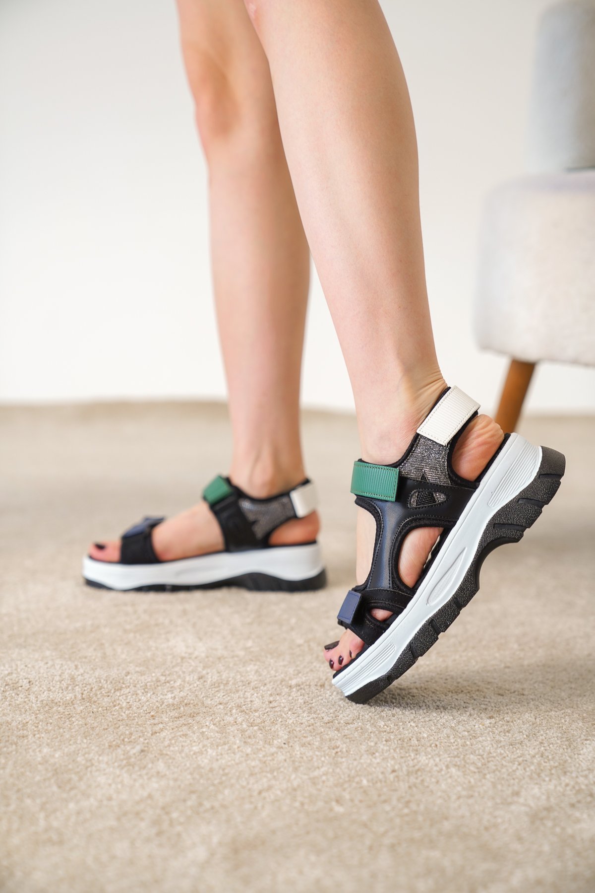 Skec Model Cırtlı Comfort Kadın Sandalet