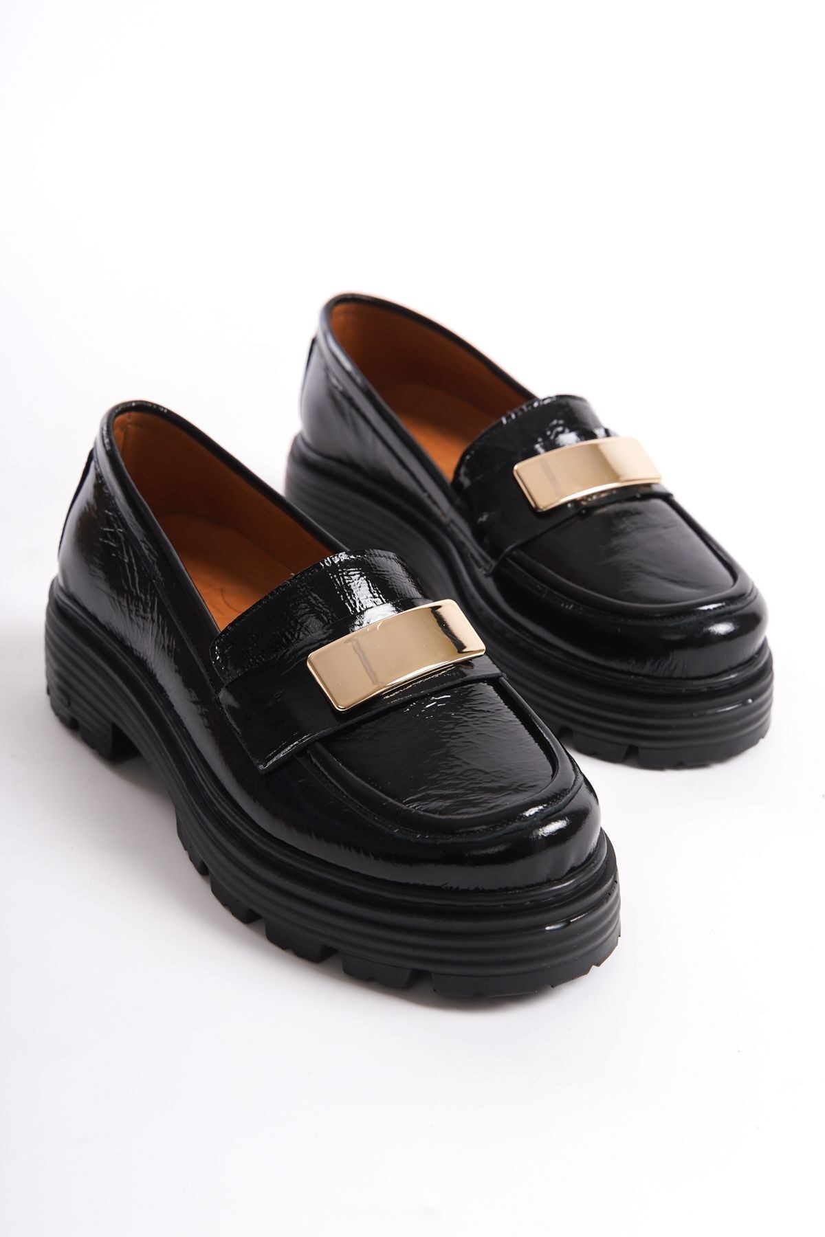 ROMOLA HAKİKİ DERİ TOKALI RUGAN KADIN LOAFER 