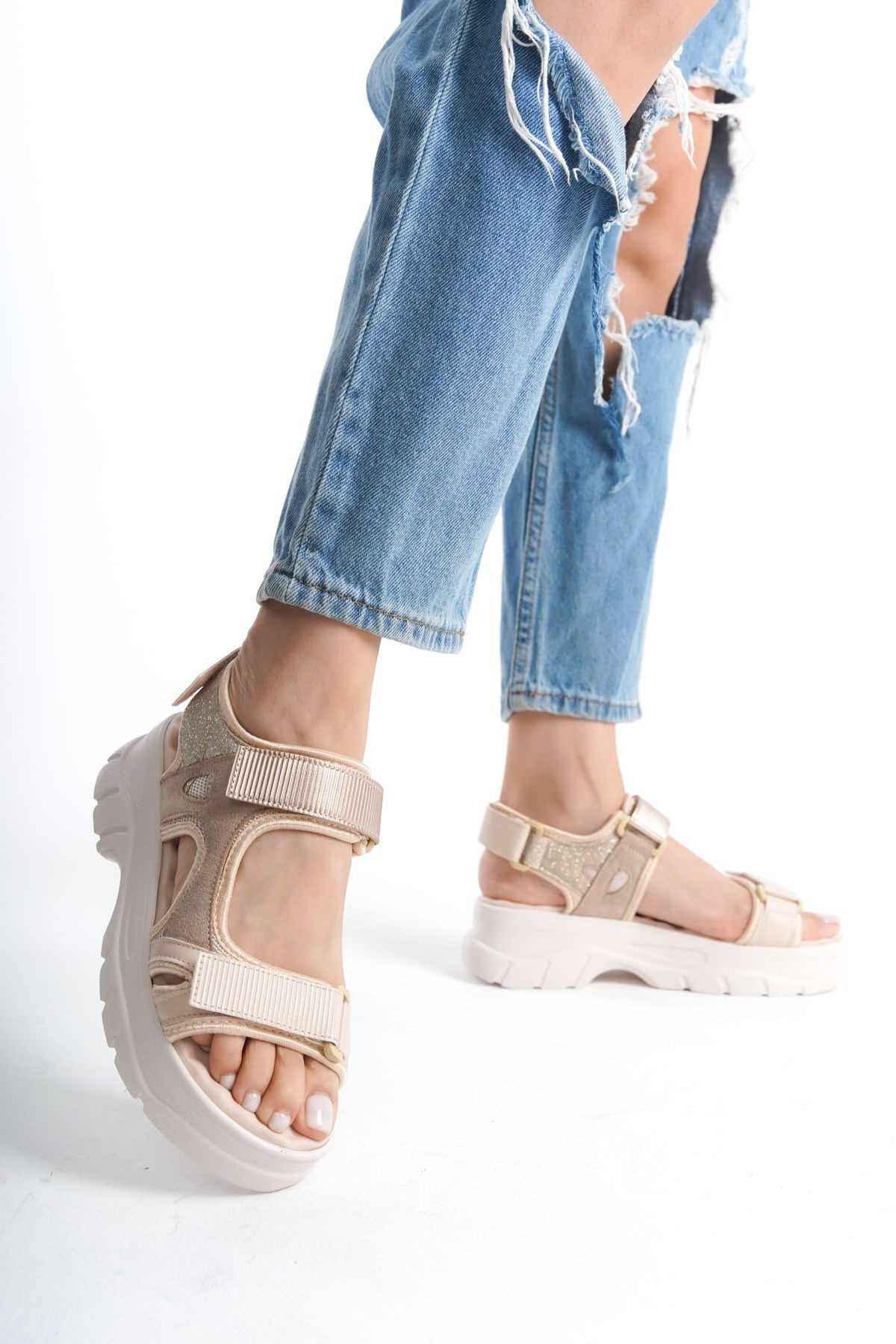 Skec Model Cırtlı Comfort Kadın Sandalet - mona bej