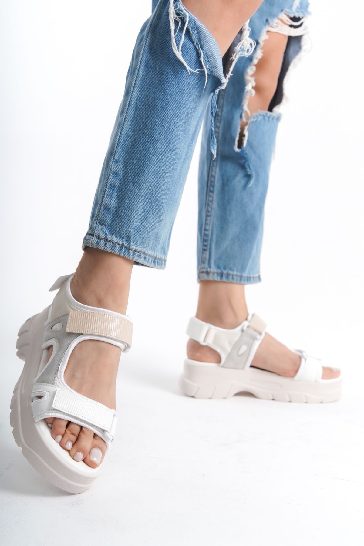 Skec Model Cırtlı Comfort Kadın Sandalet