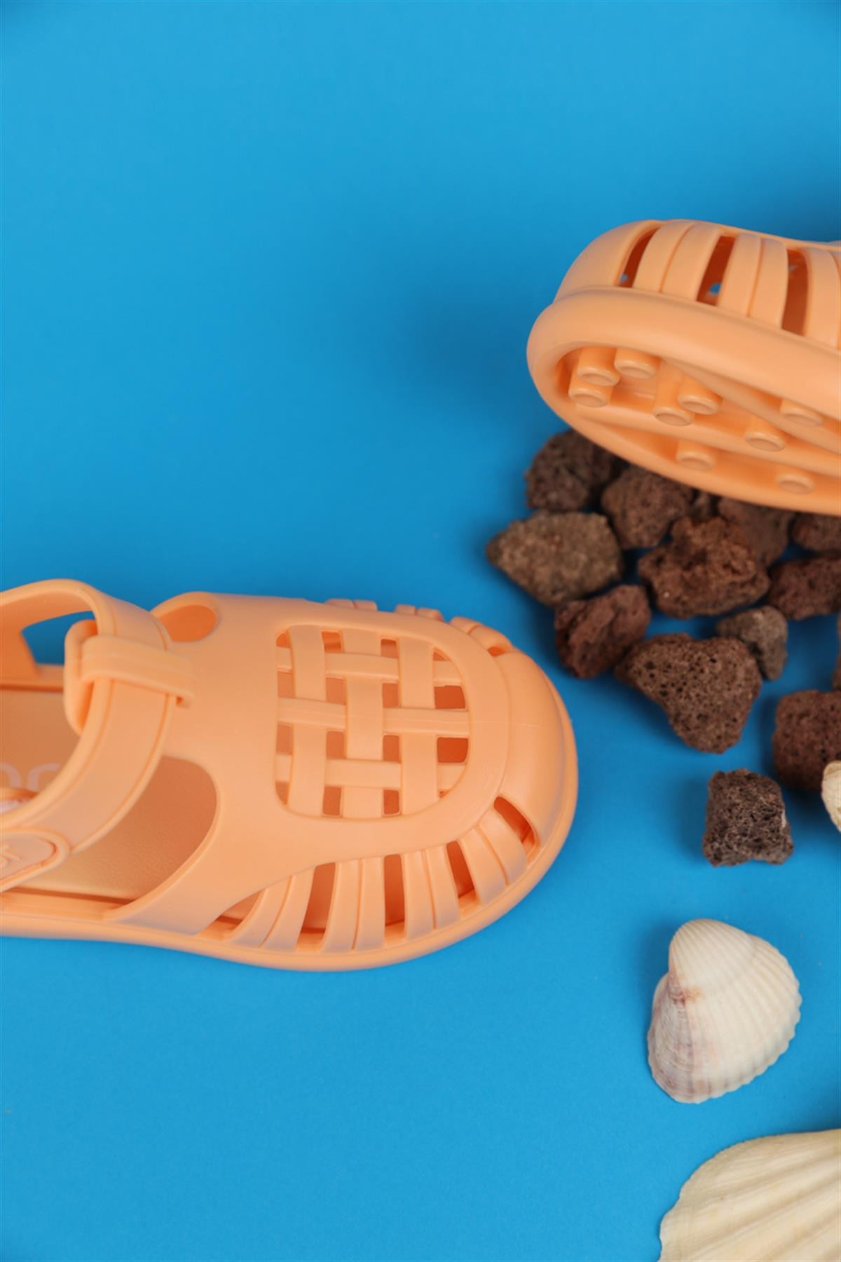 22 - 27 Numara İgor Tobby Solid Kayısı Sandalet