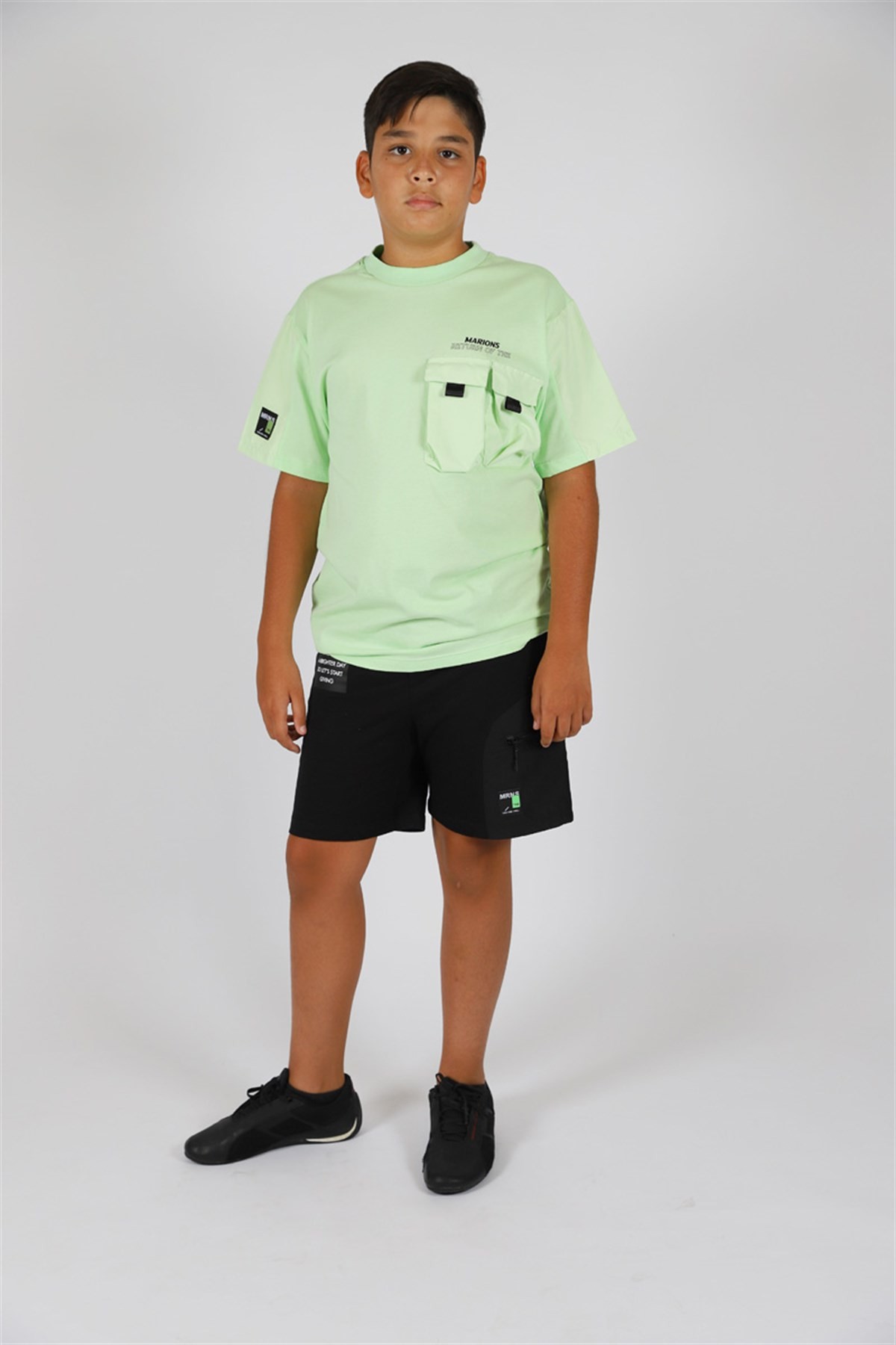 09-14 Yaş Erkek Çocuk Siyah-Yeşil Casual Şort