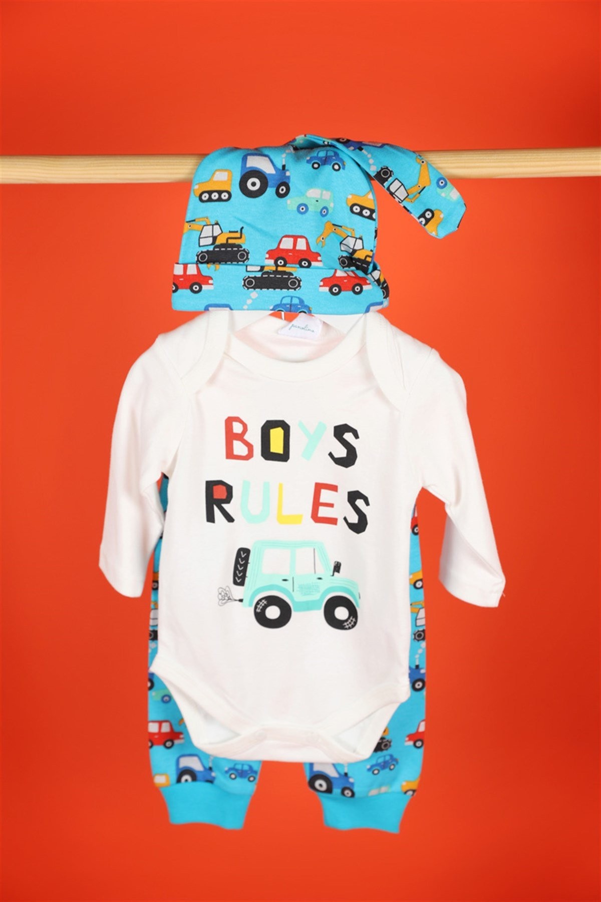03 - 18 Ay Erkek Bebek Arabalı Üçlü Set