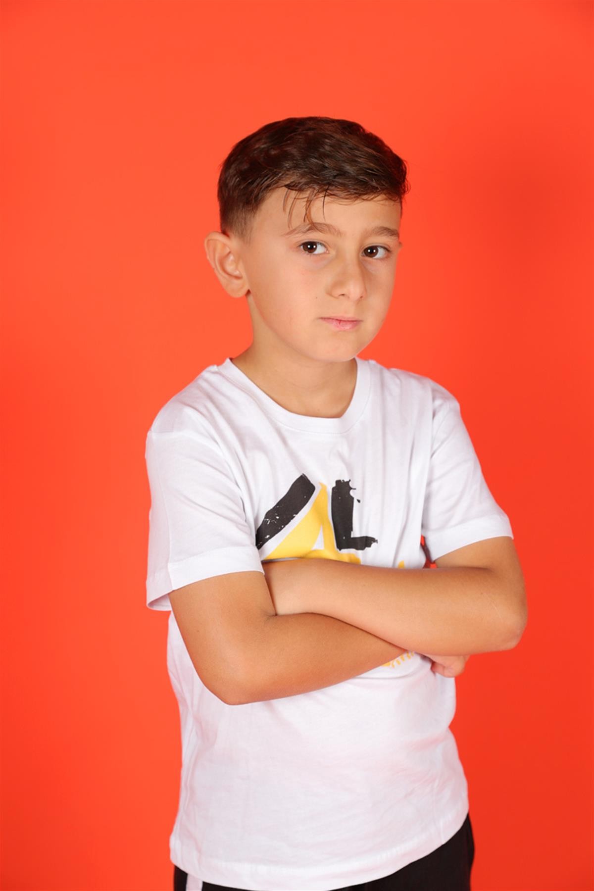 03-08 Yaş Erkek Çocuk Sarı-Beyaz Şortlu Takım