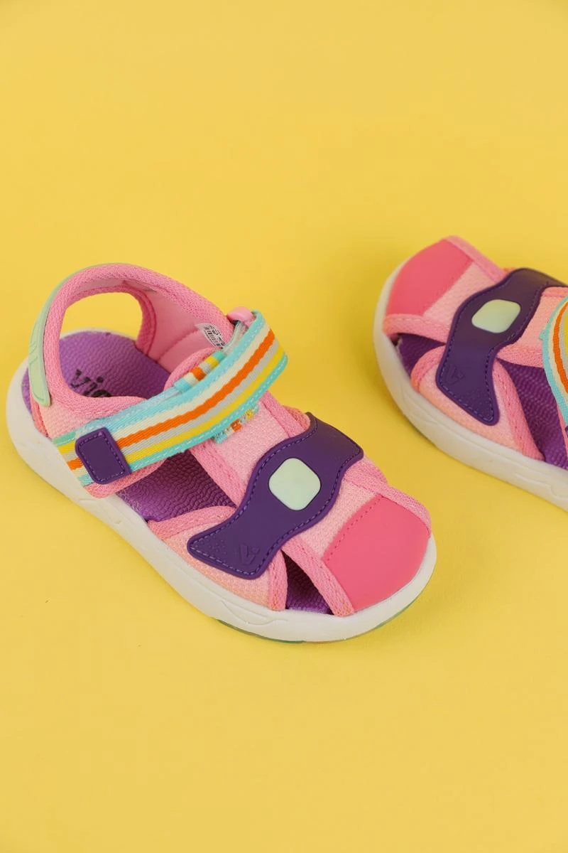 26-30 Numara Kız Çocuk Pembe Renk Vicco Flow II Sandalet