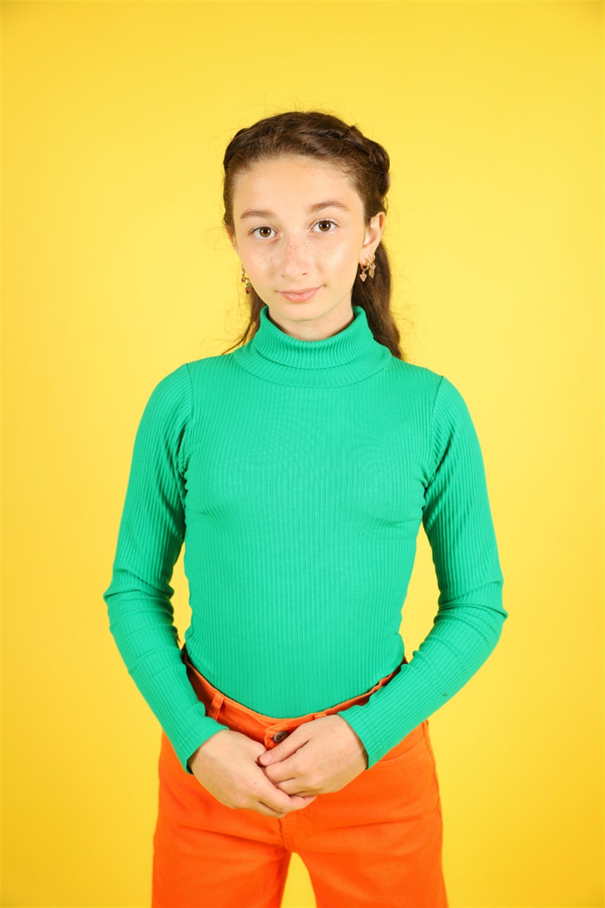 05-14 Yaş Kaşkorse Balıkçı Yaka Kız Çocuk Yeşil Sweat