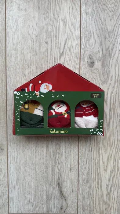 YILBAŞI BEBEK 3'LÜ KUTU ÇORAP SET - ÇOK RENKLİ