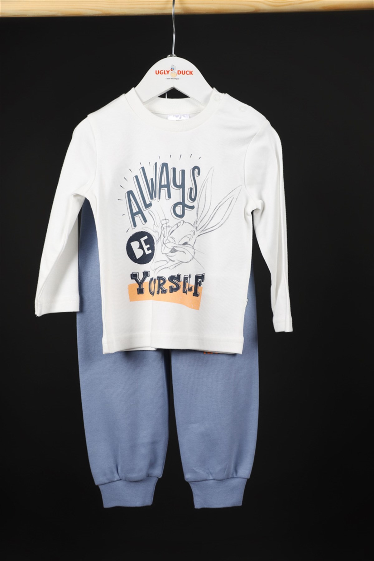 09 - 36 Ay Erkek Bebek Bugs Bunny Lisanslı Pijama Takımı