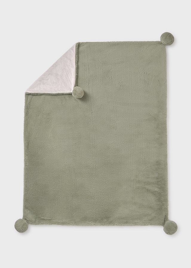 Mayoral 100x80 cm Yeşil Renk Battaniye – Yumuşak, Ponponlu ve Şık Bebek Battaniyesi