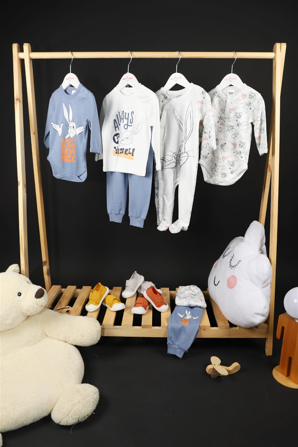 09 - 36 Ay Erkek Bebek Bugs Bunny Lisanslı Pijama Takımı