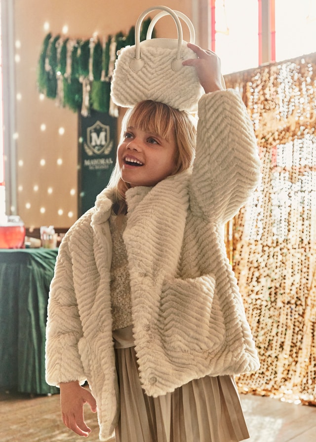 MAYORAL 4-10 YAŞ ARASI TÜYLÜ MONT - BEJ