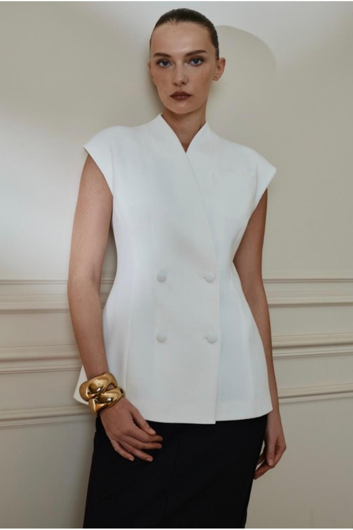 Düğmeli Laverne yelek image