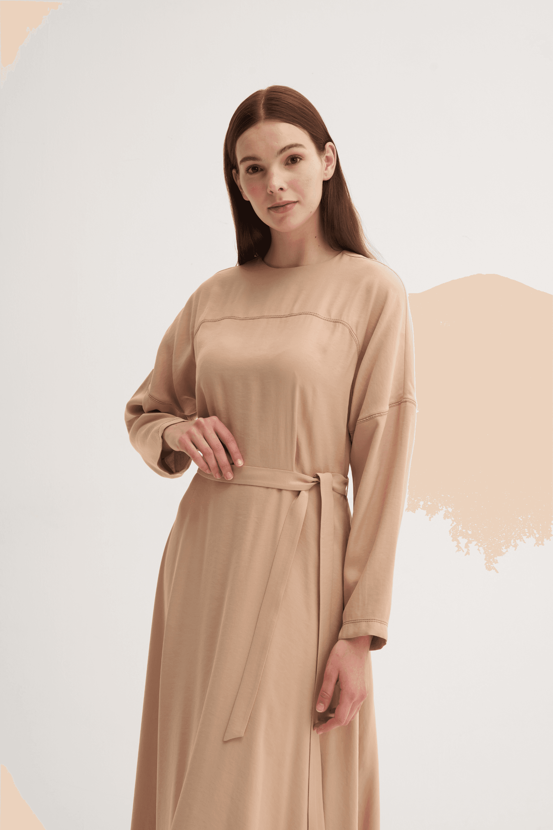 Dikiş Detaylı Kemerli Elbise