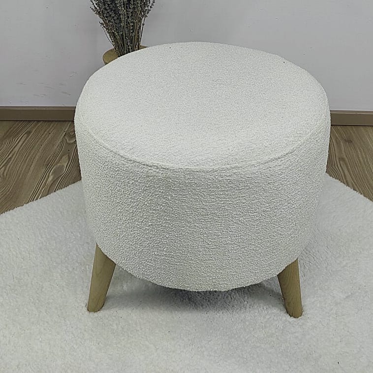 Yumuşak Beyaz Minimalist Puf