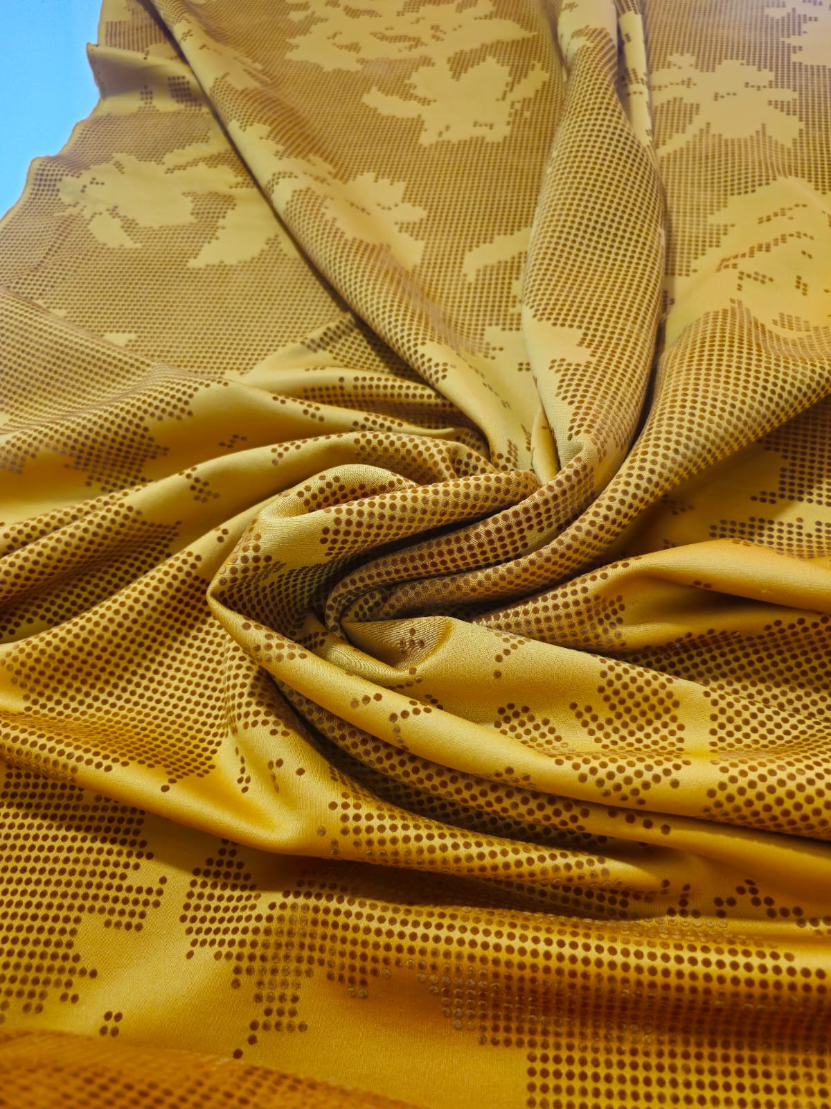 SARI RENKLİ FLOKLU DALGIÇ 