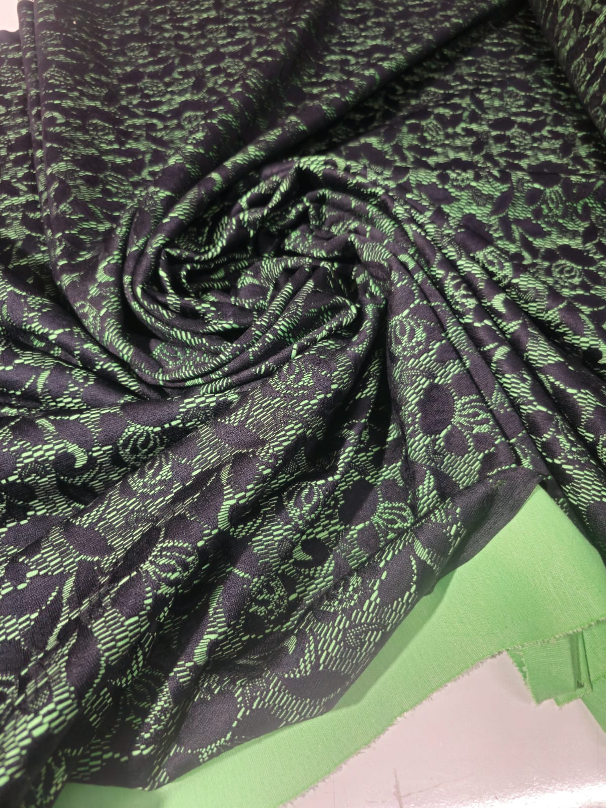 YEŞİL DANTEL ÇELİK SIVAMA 