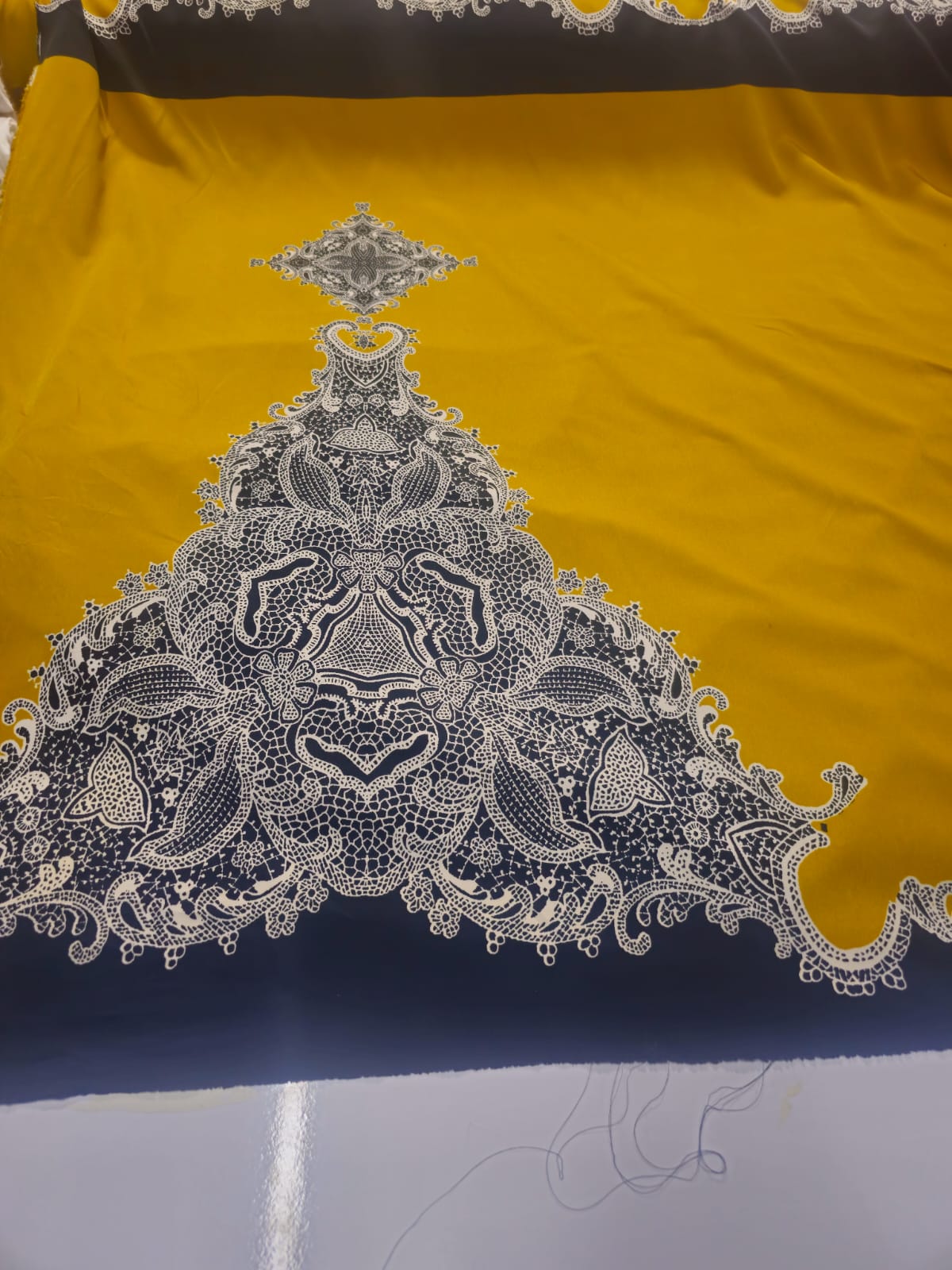 SARI PANO DESENLİ KUPRA