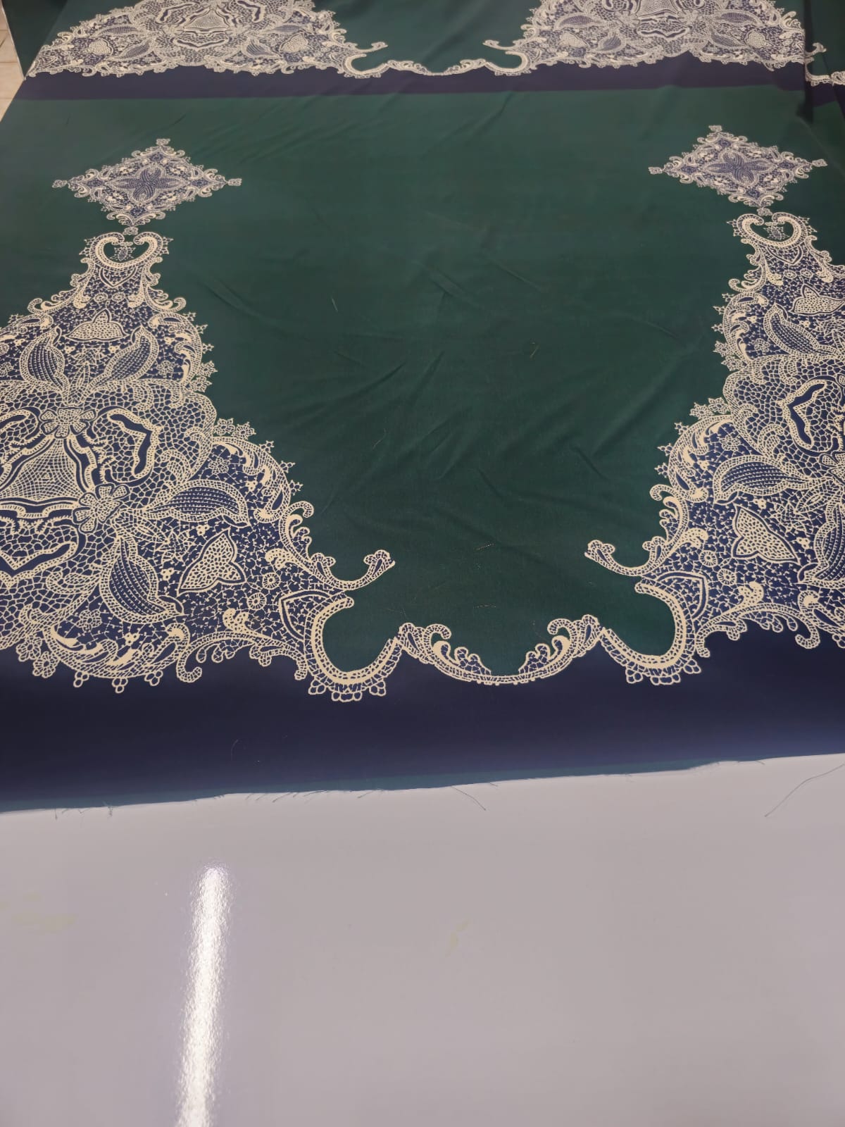 YEŞİL PANO DESENLİ KUPRA