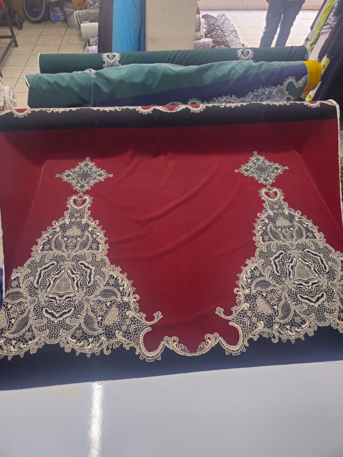 KIRMIZI PANO DESEN KUPRA