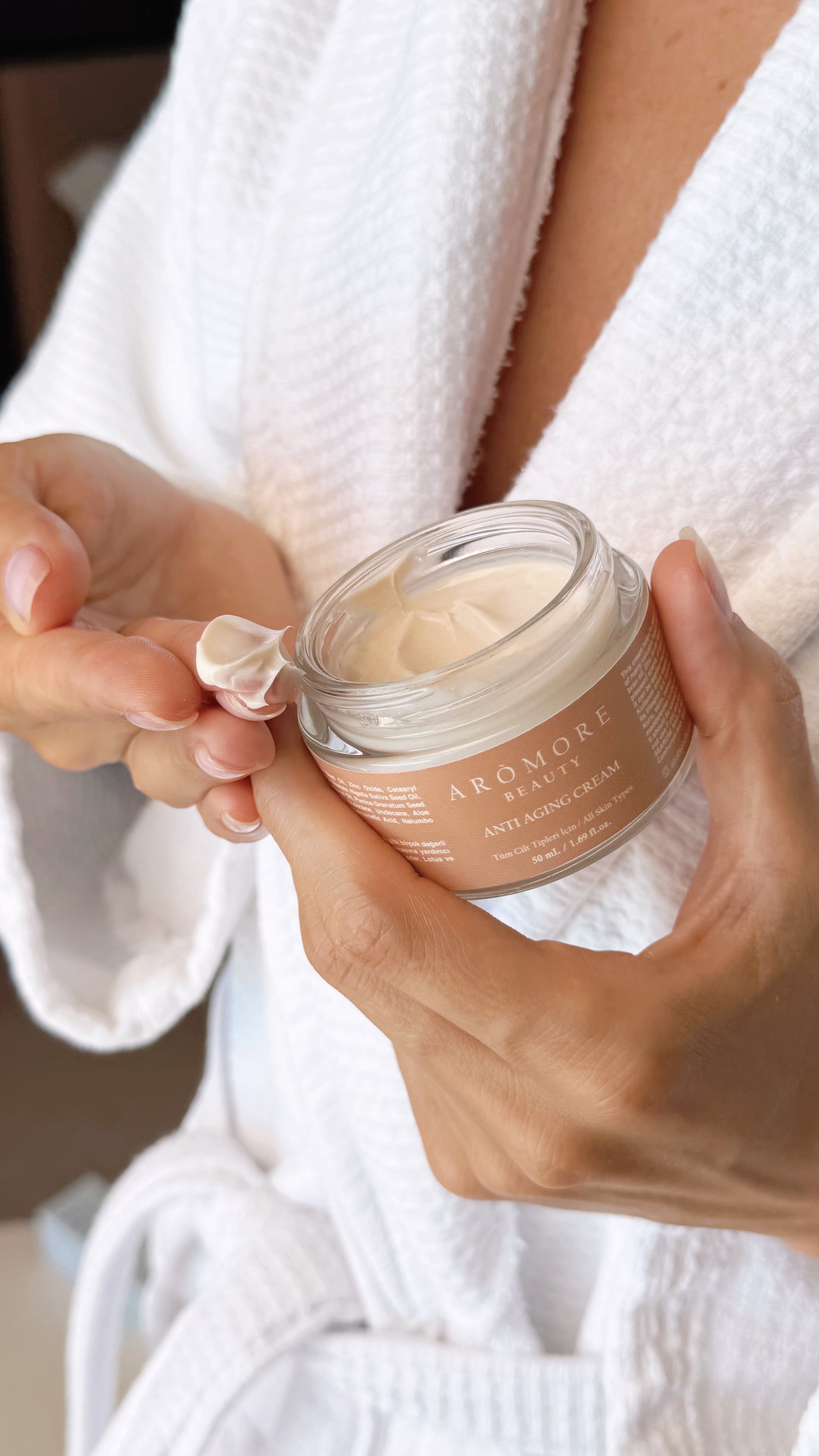 ANTI-AGING CREAM