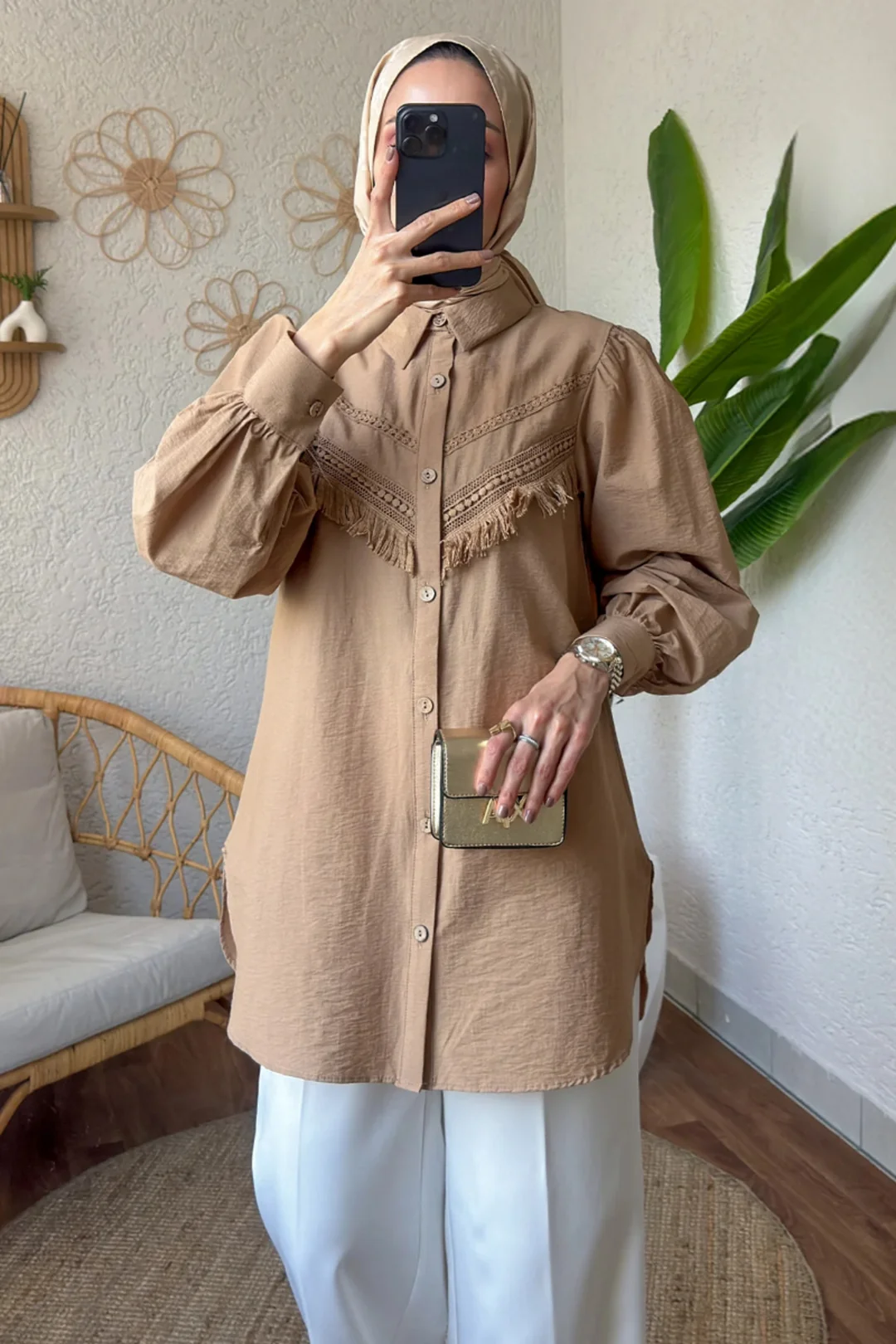 Dantel Detaylı Gömlek