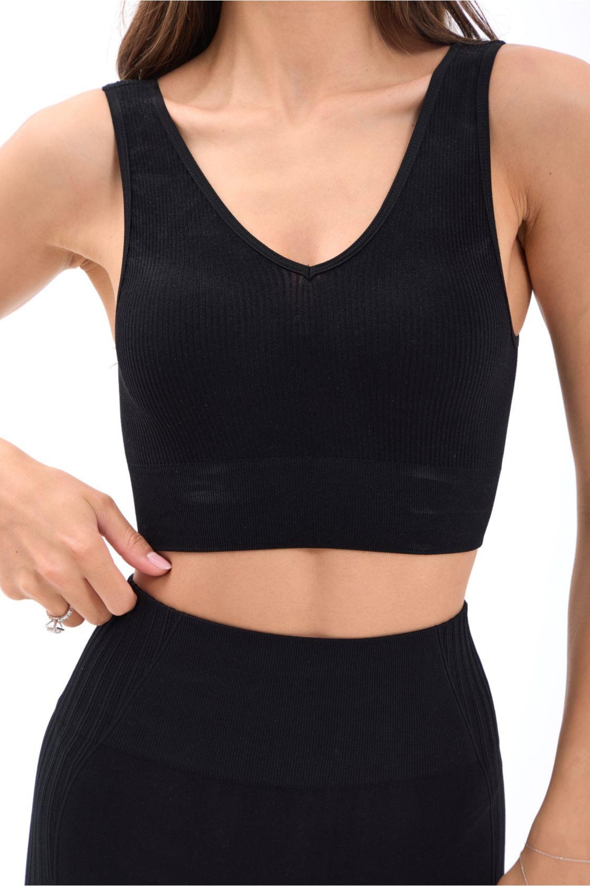 RİPLİ V YAKA ELİTE-CROP