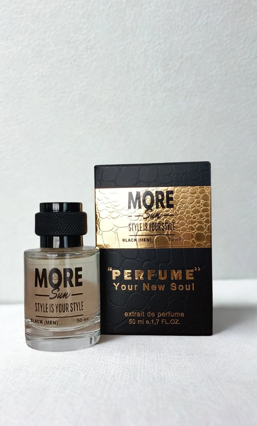 MORESUN BlackMen Erkek Parfüm – Gücün ve Zarafetin Kokusu 50ml